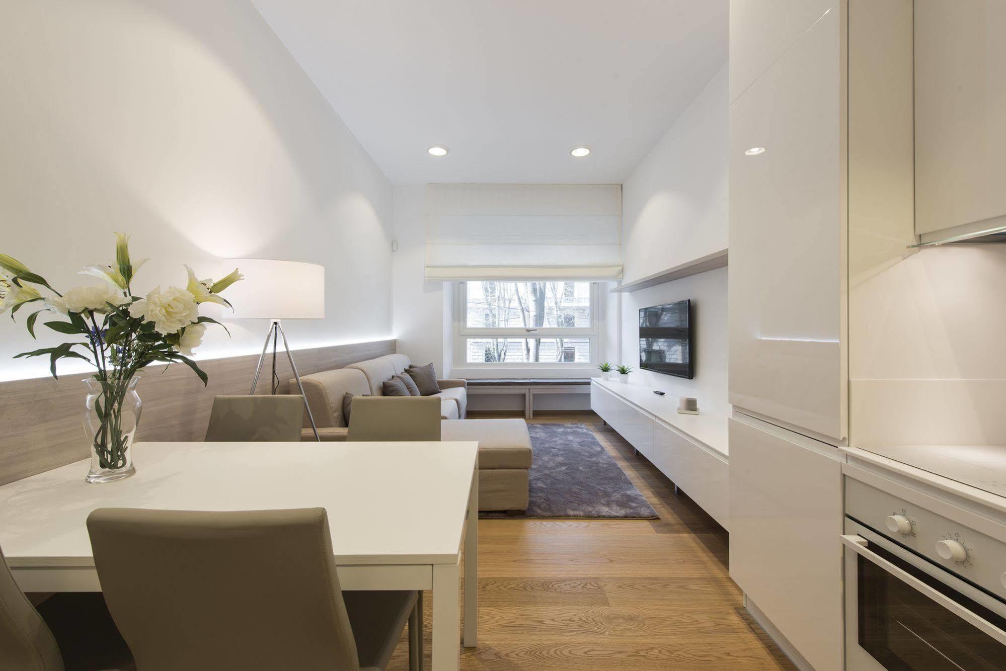 Milan Royal Suites Экстерьер фото