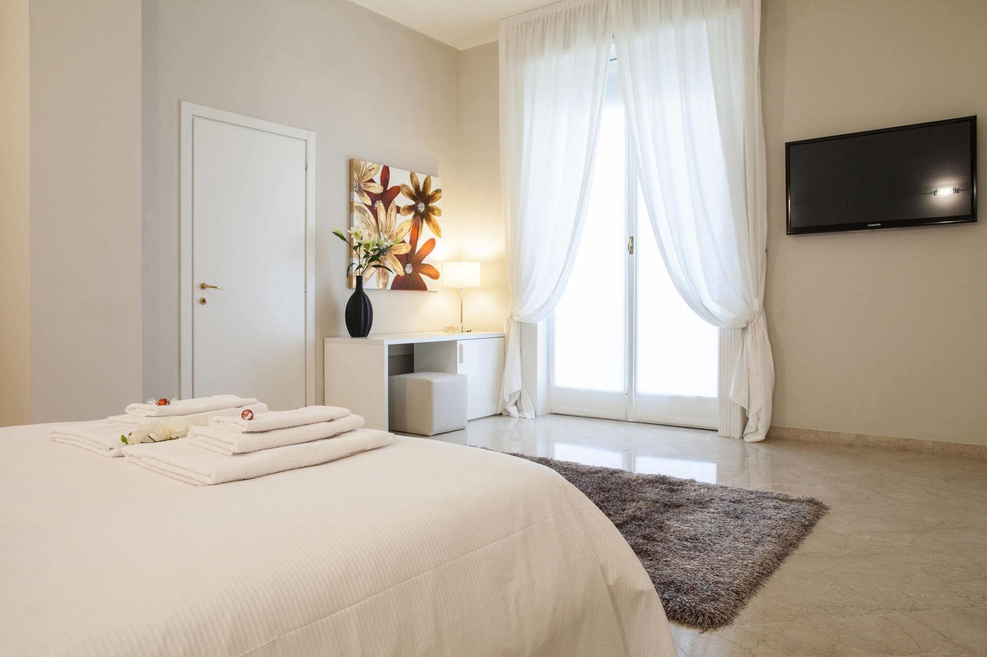 Milan Royal Suites Экстерьер фото
