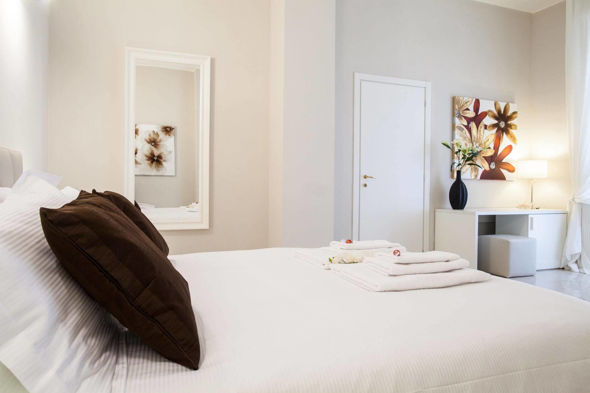 Milan Royal Suites Экстерьер фото