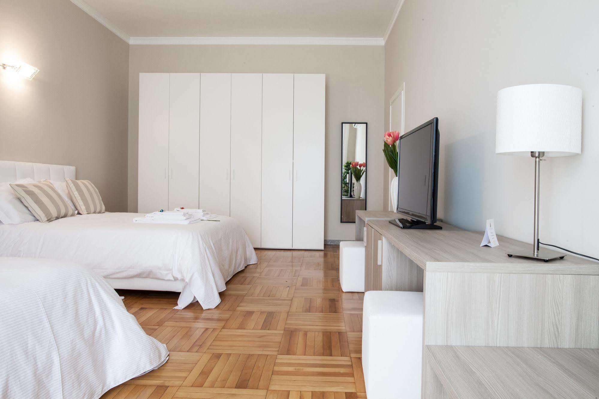Milan Royal Suites Экстерьер фото