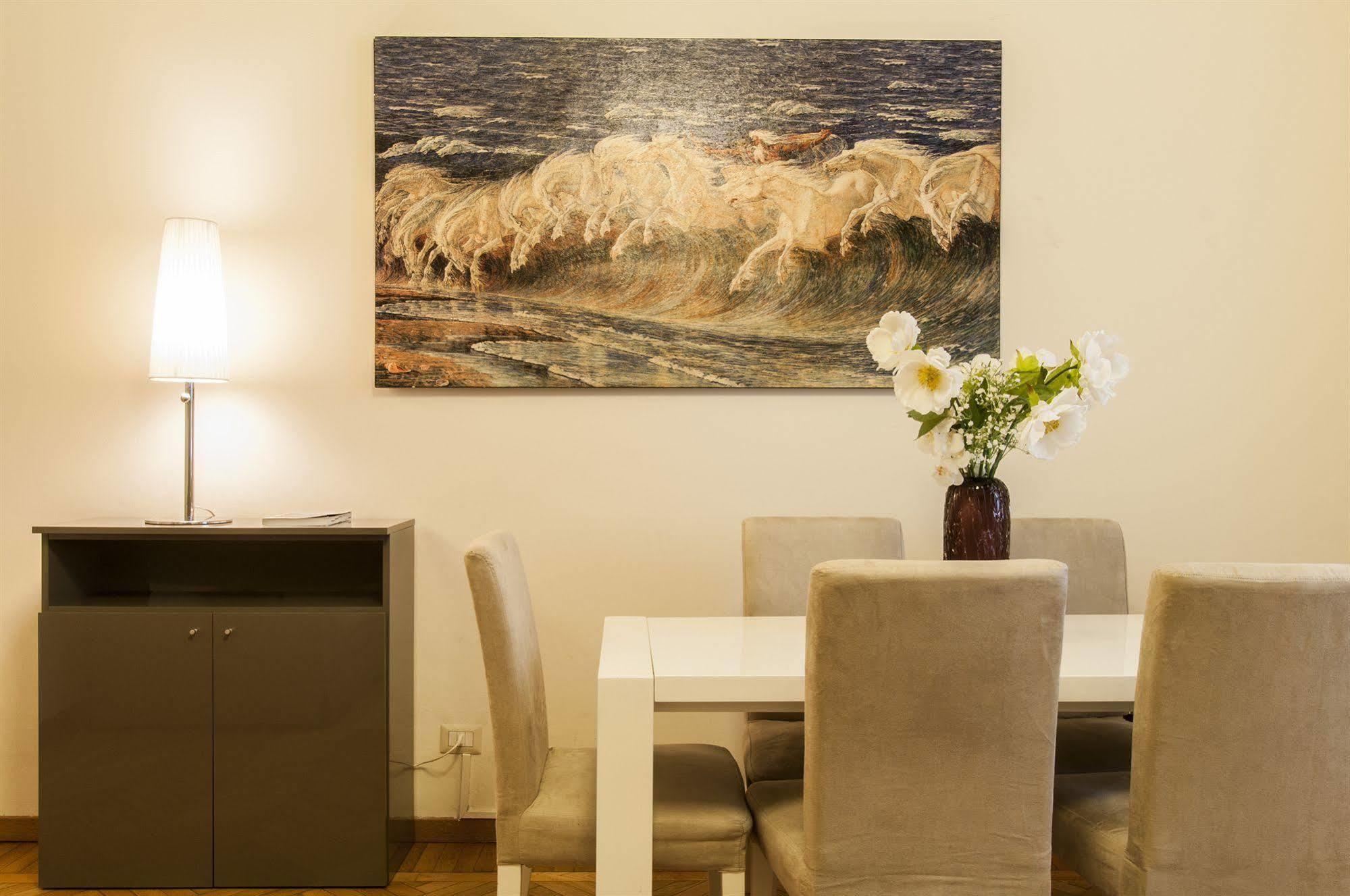 Milan Royal Suites Экстерьер фото